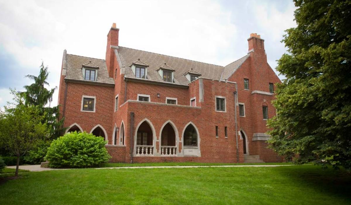 Bayley Alumni House exterior